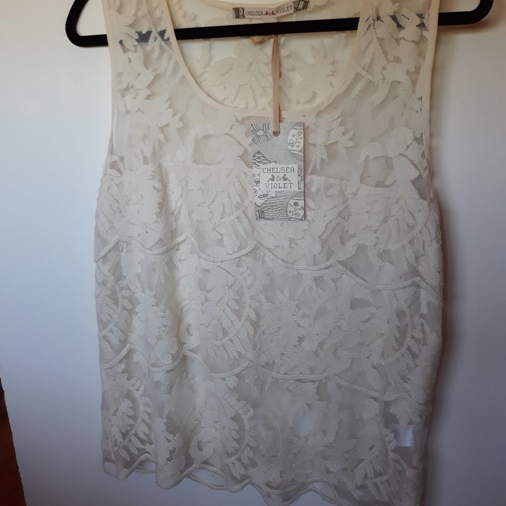 Chelsea & Violet Lace top